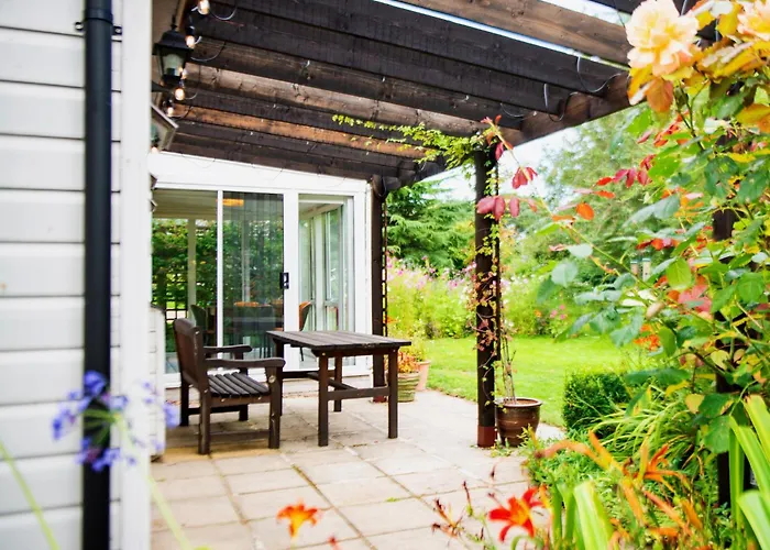 Peaceful, Country Setting In Suffolk, Near Coast