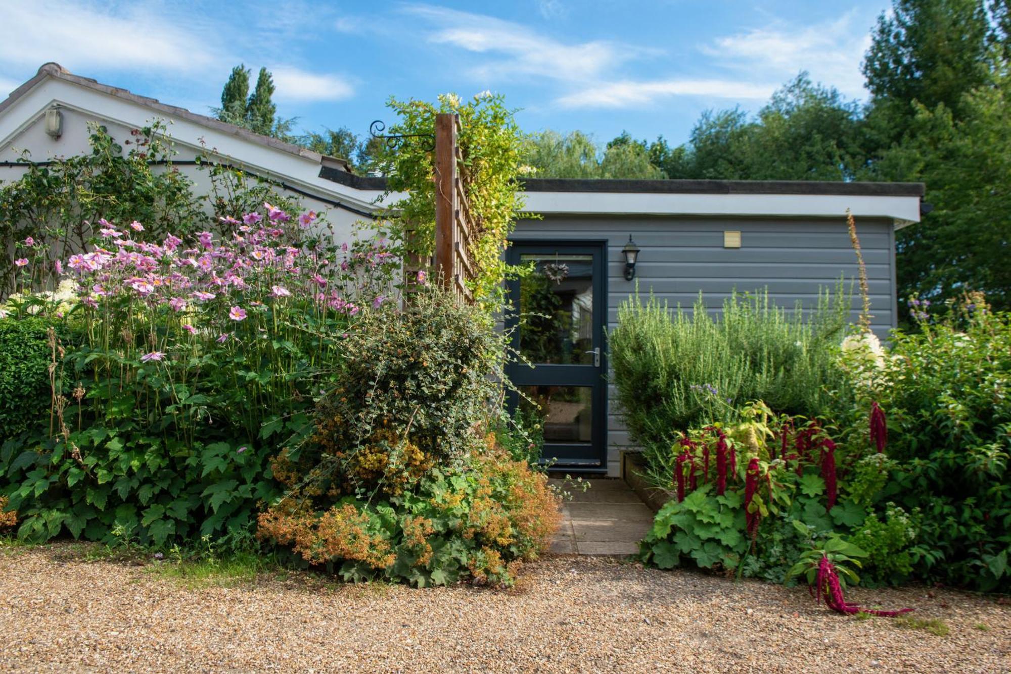 Peaceful, Country Setting In Suffolk, Near Coast